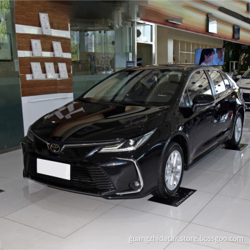 Classic Cheap 2017 Chinese Shop Online Toyota Corolla ECVT Auto Super Car Hybrid Vehicle Used Car